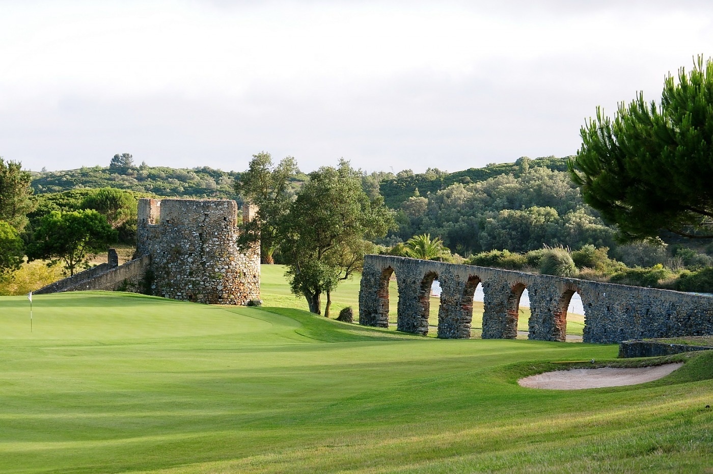 RUNDREISE DURCH PORTUGAL: GOLF, STADTFLAIR & STRANDIDYLLE